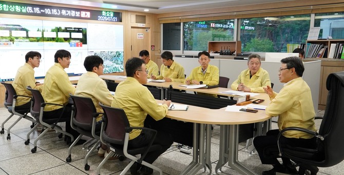 박은식 산림청장, 여름철 호우 대비 남부지방산림청 산사태 예방·대응 태세 점검 이미지1