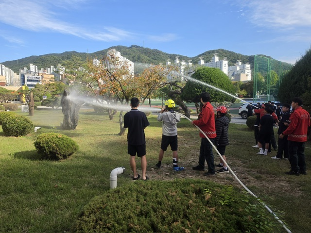 충주국유림관리소, 중학생 대상 산불예방·산림분야 진로체험 운영